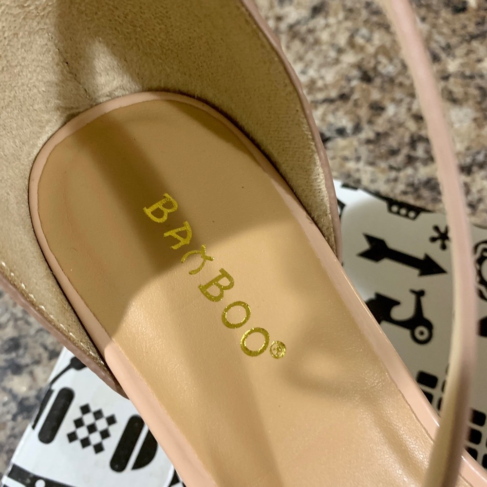 Heels - Picture 3 of 4